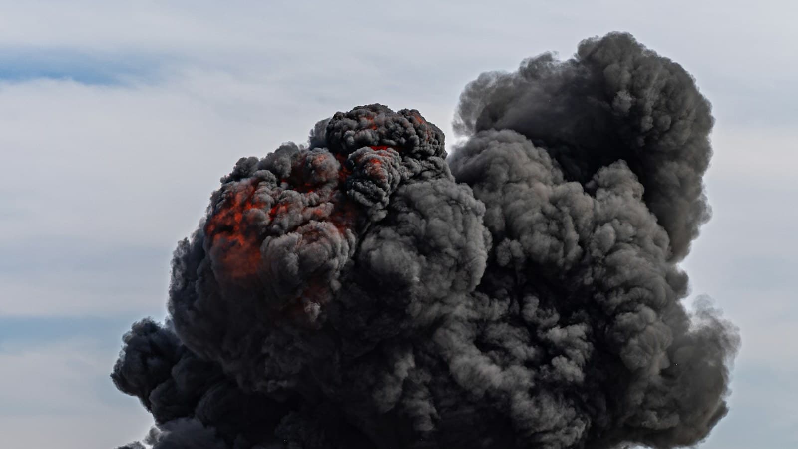 Gorni Varpishta munitions depot fire, 11 Sep 2026